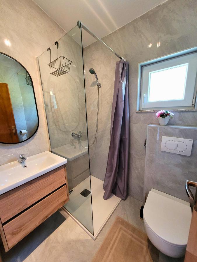 Apartment Jelena Вир Екстер'єр фото